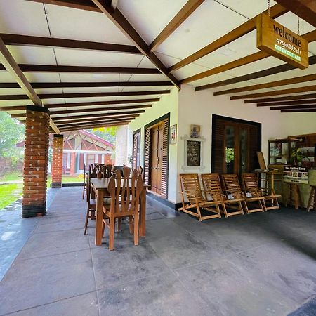 Green Cottage 阿努拉德普勒 外观 照片