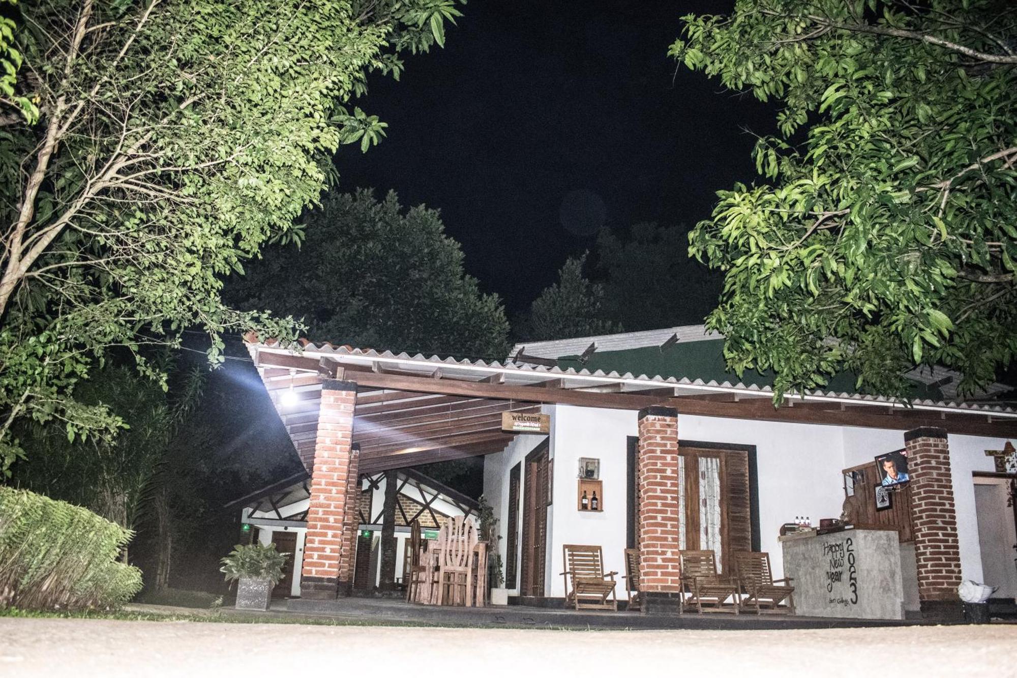 Green Cottage 阿努拉德普勒 客房 照片