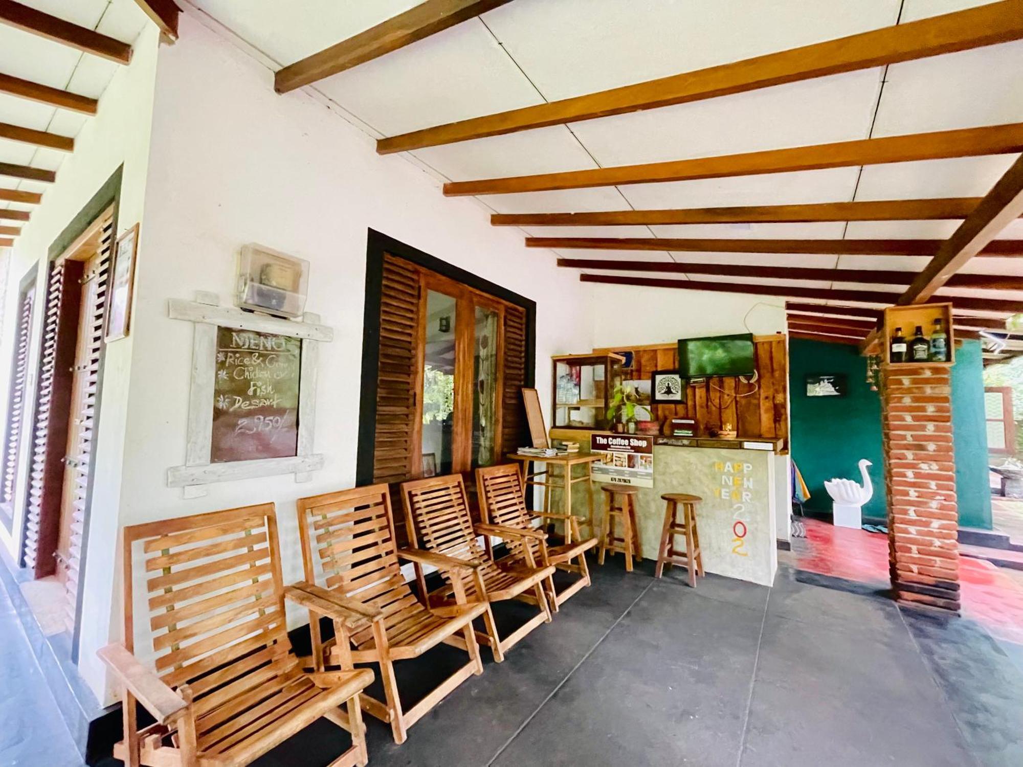 Green Cottage 阿努拉德普勒 外观 照片