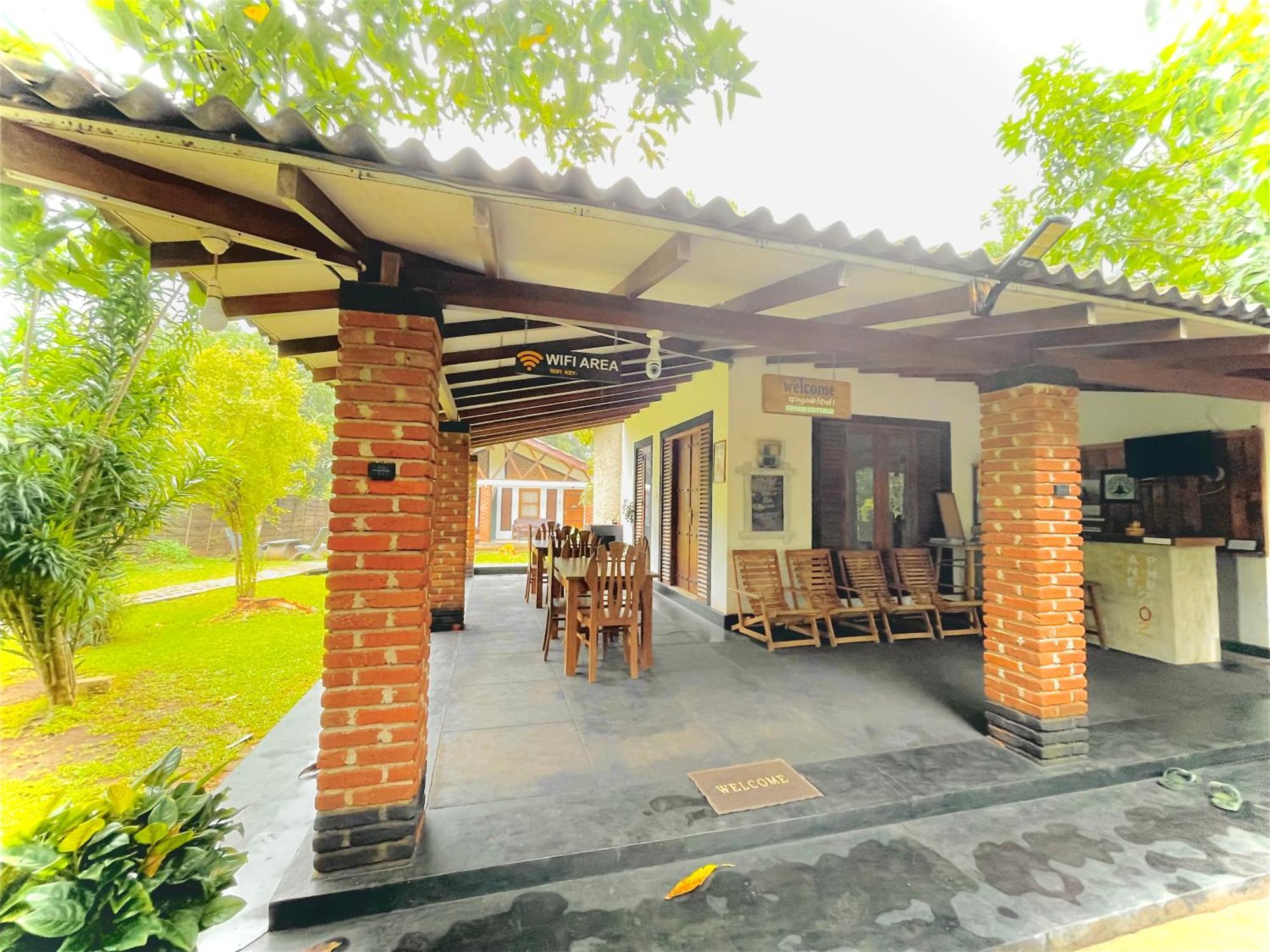 Green Cottage 阿努拉德普勒 外观 照片