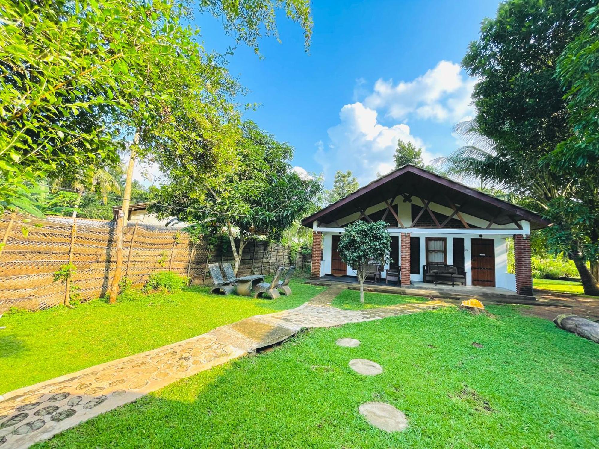 Green Cottage 阿努拉德普勒 外观 照片